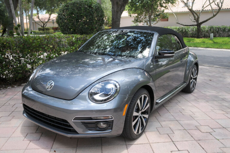 VOLKSWAGEN BEETLE CONVERTIBLE
