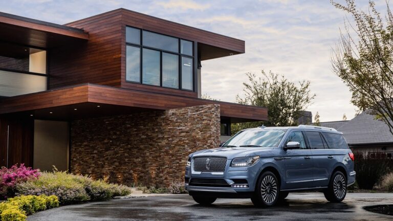 LINCOLN NAVIGATOR 2018