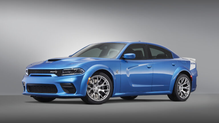 DODGE CHARGER DAYTONA SRT 2020