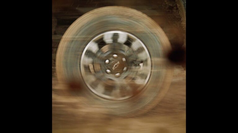 Chevrolet confirmed the future expansion of the brand’s popular ZR2 trim to the Silverado