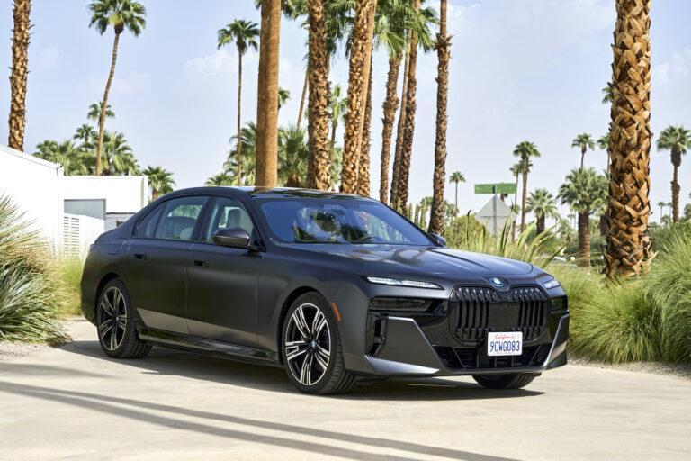BMW i7 xDrive60 2023