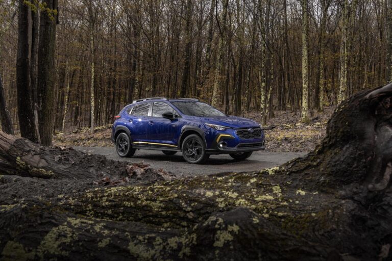 SUBARU CROSSTREK 2024