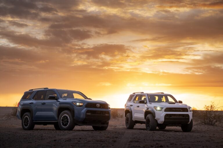 TOYOTA 4Runner Platinum iForce MAX 2026